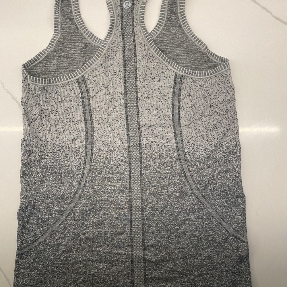 Lululemon Tank - Picture 2 of 2